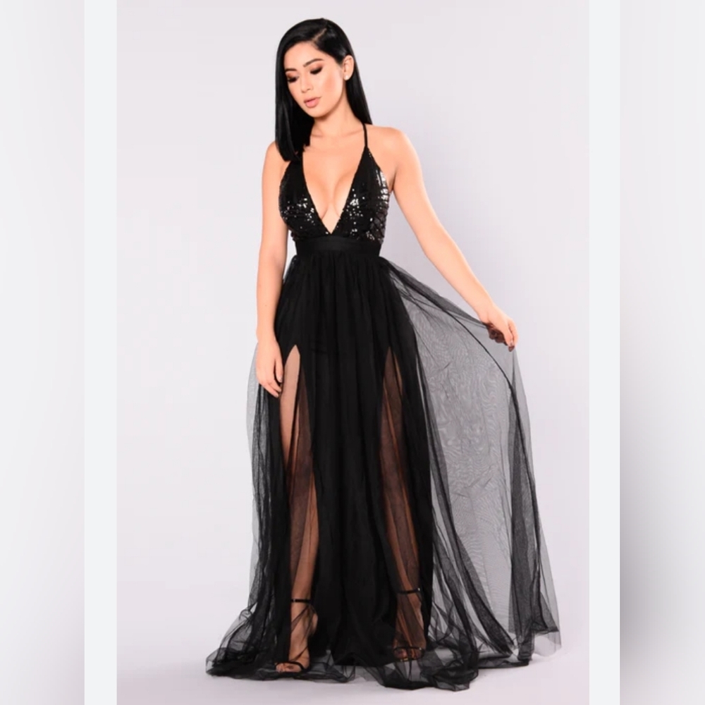 FASHION NOVA NWT Black Sequin Low Cut Tulle Double Slit Dress Size M